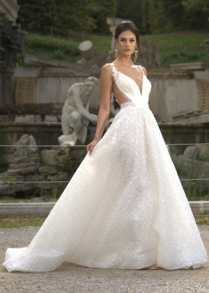 Plunging V Neck Beaded Ivory Lace Tulle Sexy Wedding Dress Plunging V Neck Beaded Ivory Lace Tulle Sexy Wedding Dress